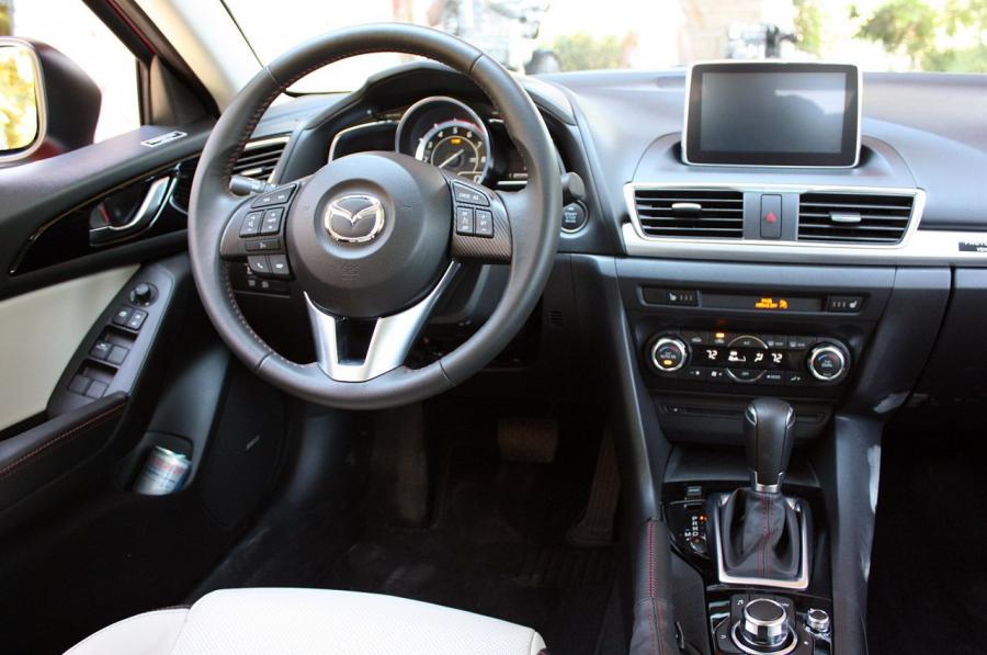  Mazda3 Hatchback 2014 года  (фото 30 из 131)